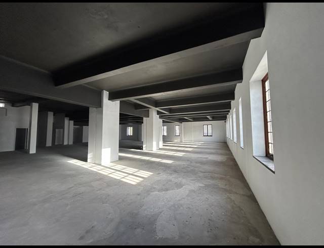 3,137M² OFFICE TO LET IN CAPE TOWN CITY CENTRE